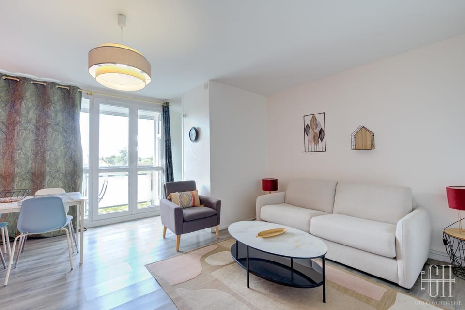 Le Florey / Hôpital Trousseau Apartment in Joué-lès-Tours