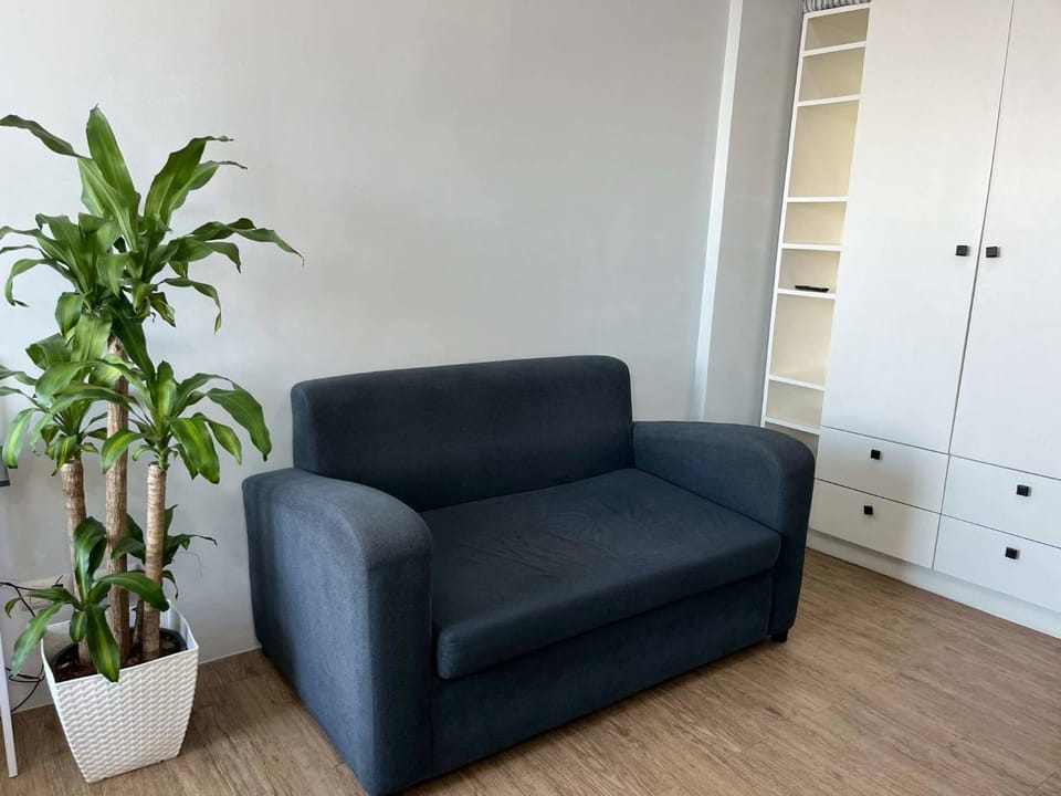 Studio Getaway in Alabang at Anuva Residences Apartment hotel in Paranaque