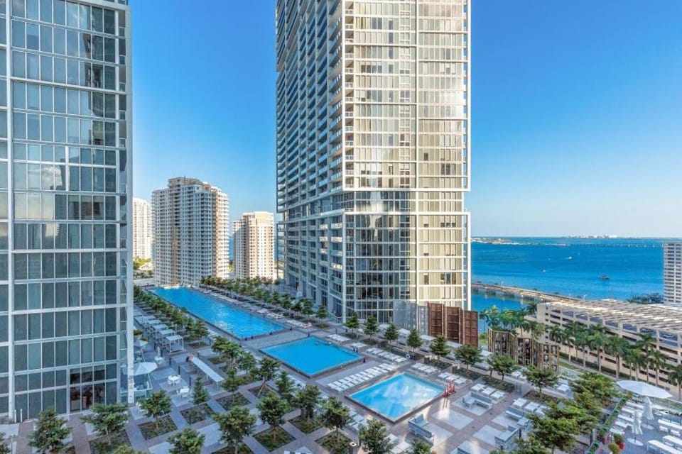 Studio at Icon Brickell Luxury Waterfront Building House in Brickell