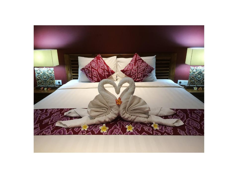 Bed, Decorative detail