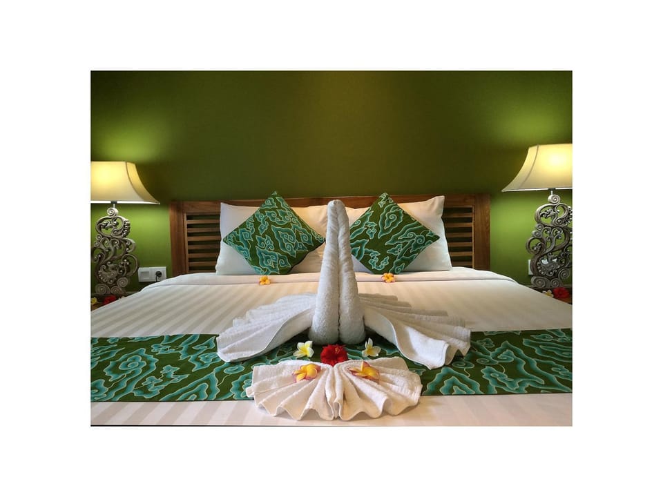 Bed, Decorative detail