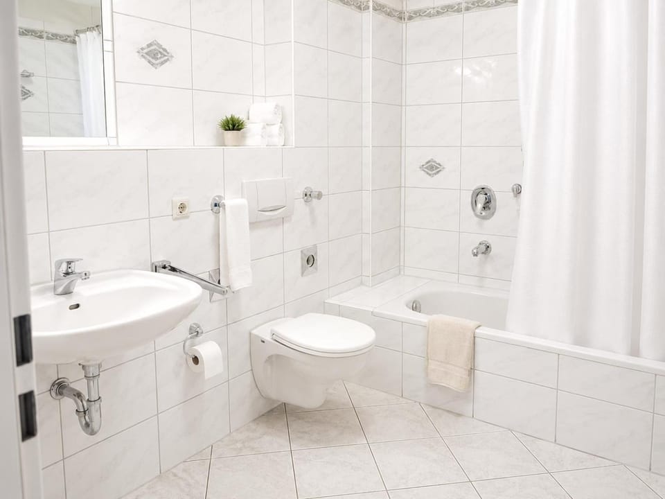 1-3 Pers. Zentrumsnah und modern - Wuppertal/Remscheid Apartment in Wuppertal
