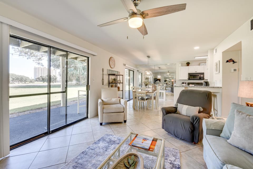 Miramar Beach Condo w/ Pool Access: Walk to Beach! House in Miramar Beach