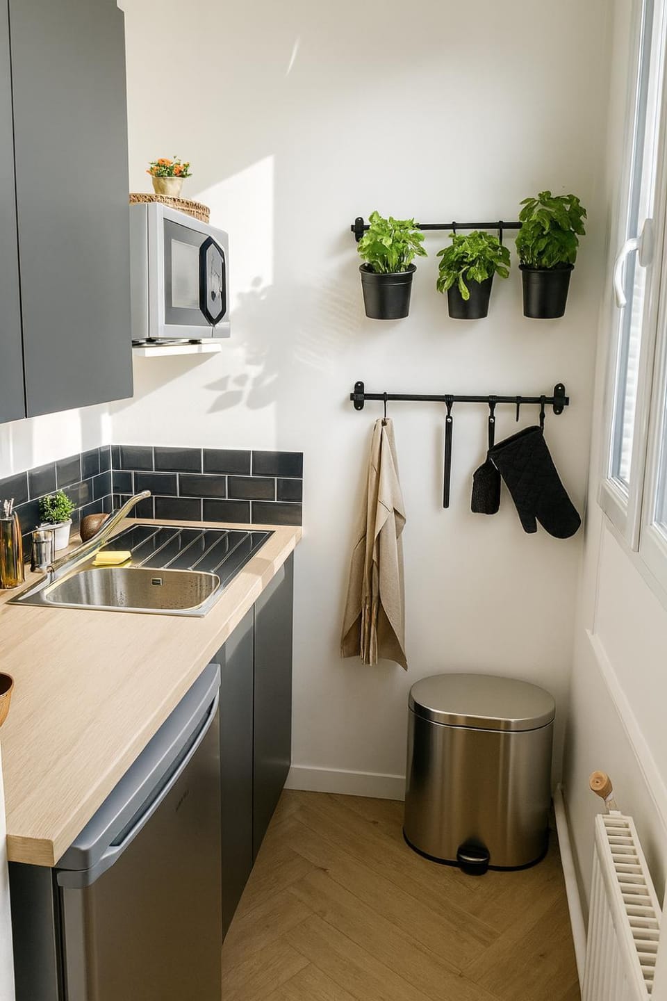 Kitchen or kitchenette, pet friendly, stove