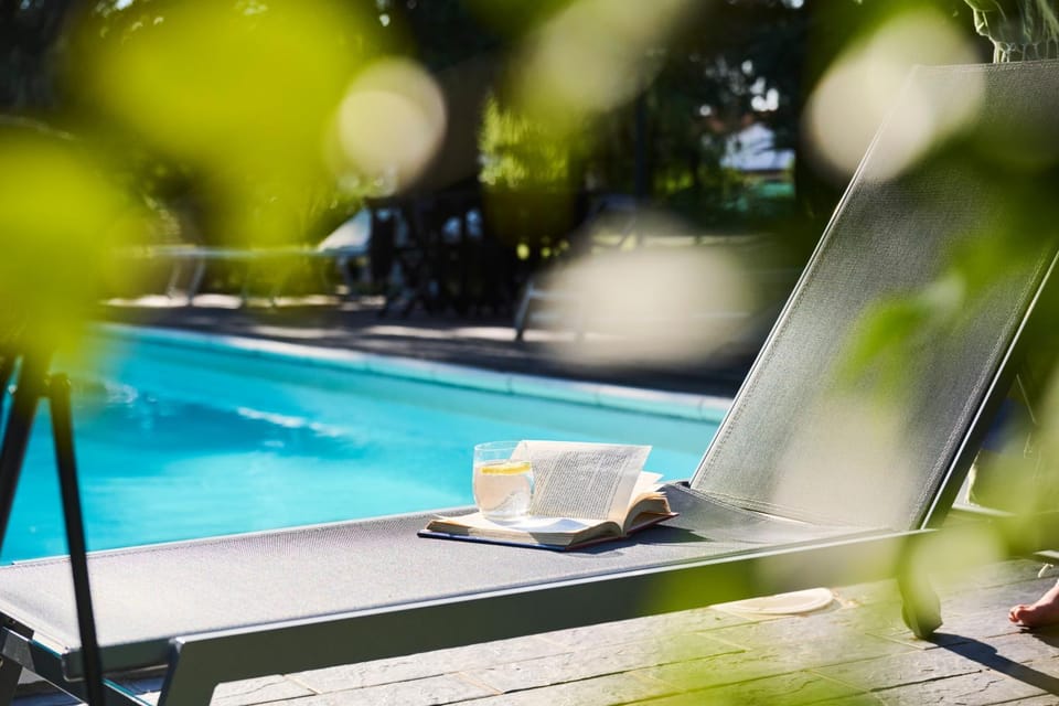 Pool view, Swimming pool