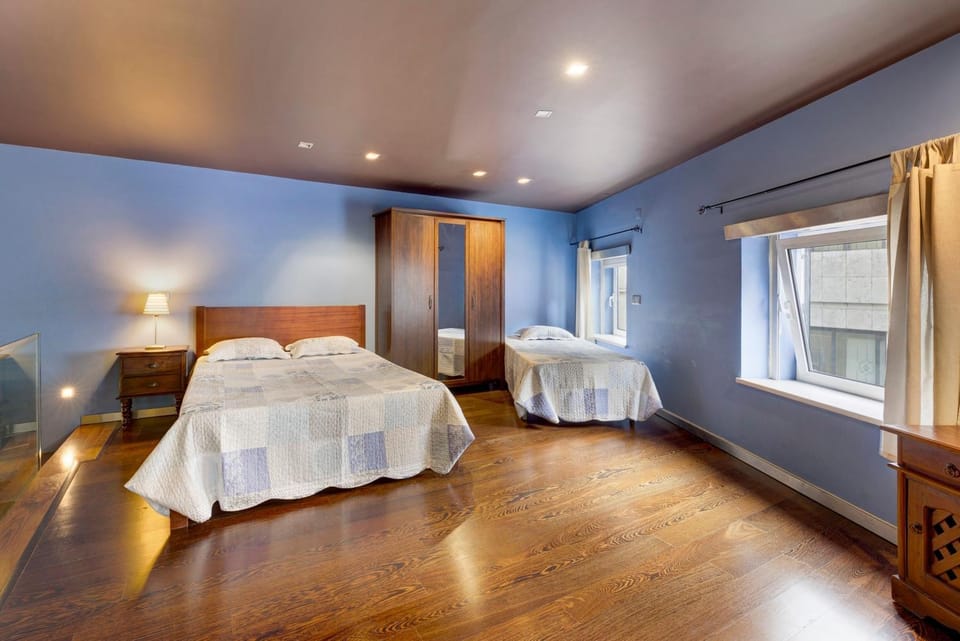 Living room, Bedroom