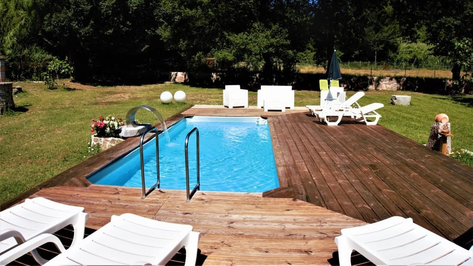 Swimming pool, Swimming pool