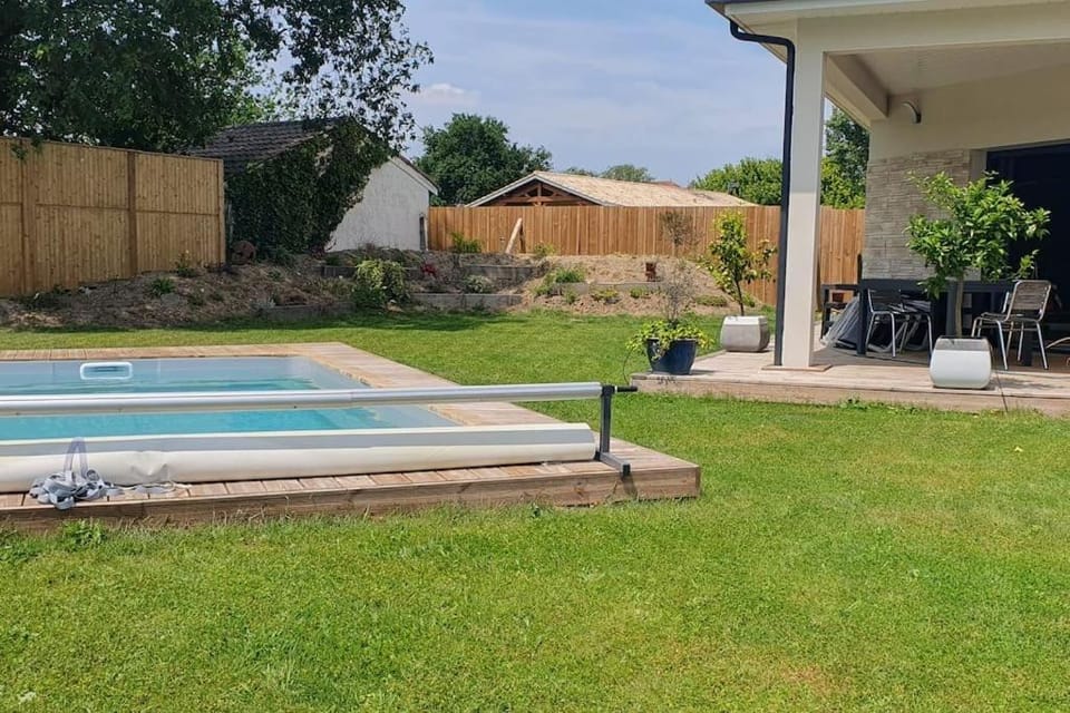 Maison entre océan et vignoble juillet aout Villa in Nouvelle-Aquitaine
