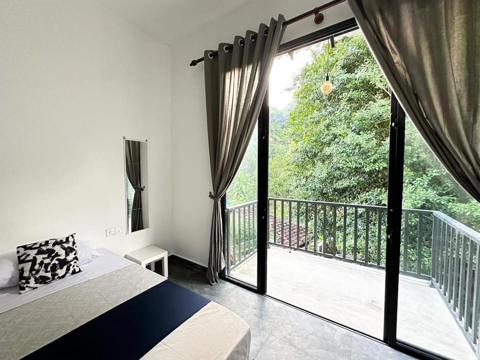 Bed, Day, View (from property/room), Balcony/Terrace, Photo of the whole room, Bedroom, Garden view