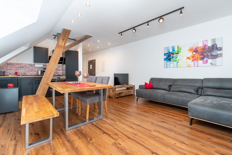 Living room, Seating area, Dining area, kitchen