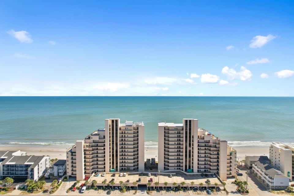Property building, Day, Bird's eye view, Beach, Sea view