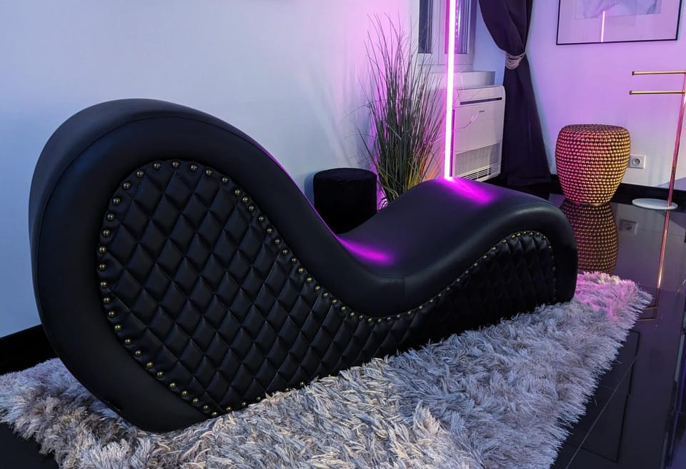 Le Lovt - LOVE ROOM NANTES House in Nantes