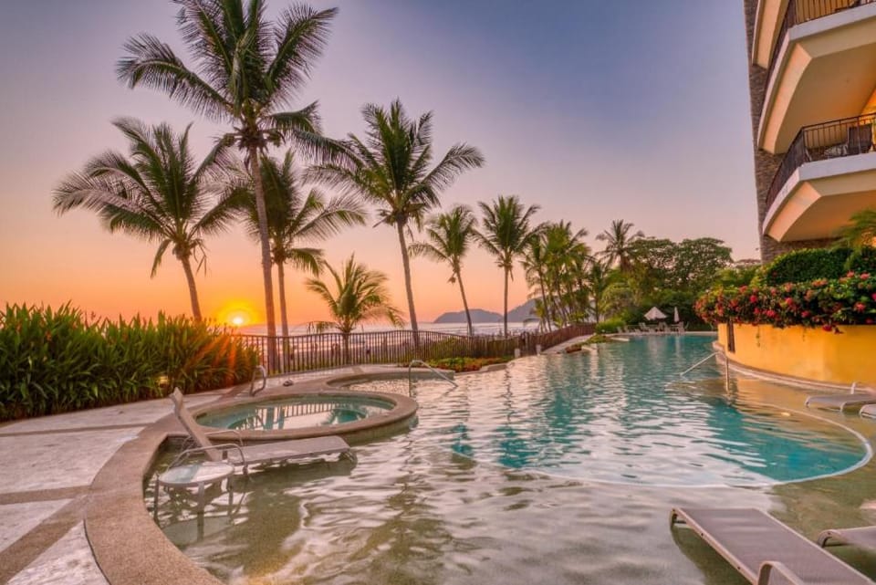 Patio, View (from property/room), Beach, Beach, Pool view, Sea view, Swimming pool, Sunrise, Sunset, locker, sunbed