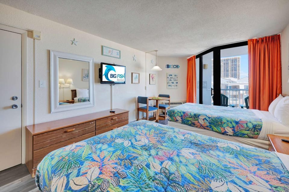 Ocean Annie's Oceanview Studio,Scenic Views,Pools! House in South Carolina