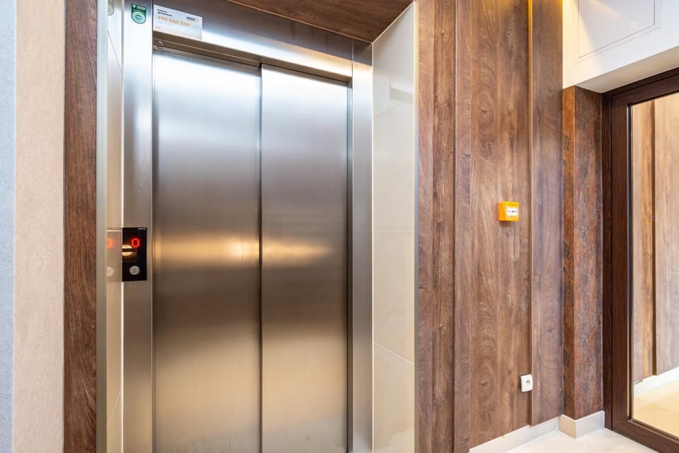 elevator