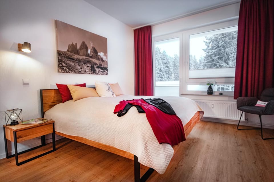 Bed, Bedroom