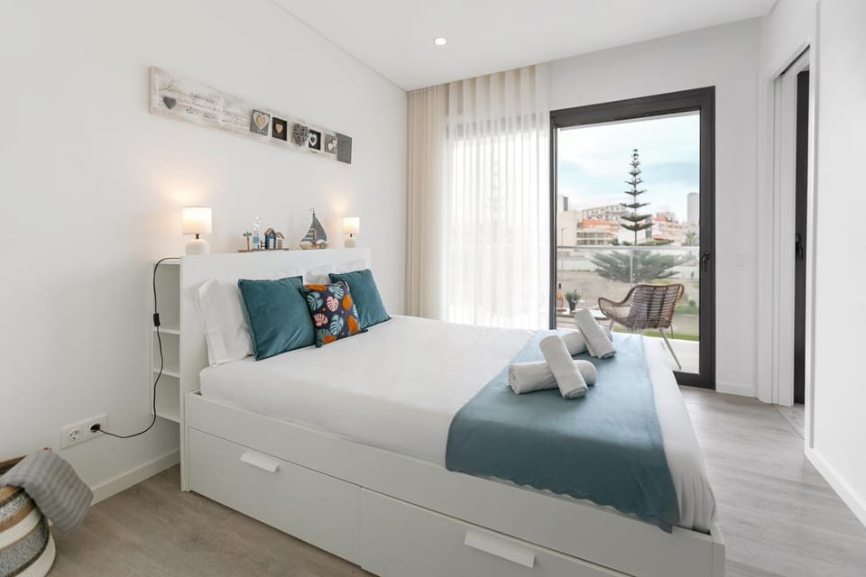 Bed, View (from property/room), Bedroom