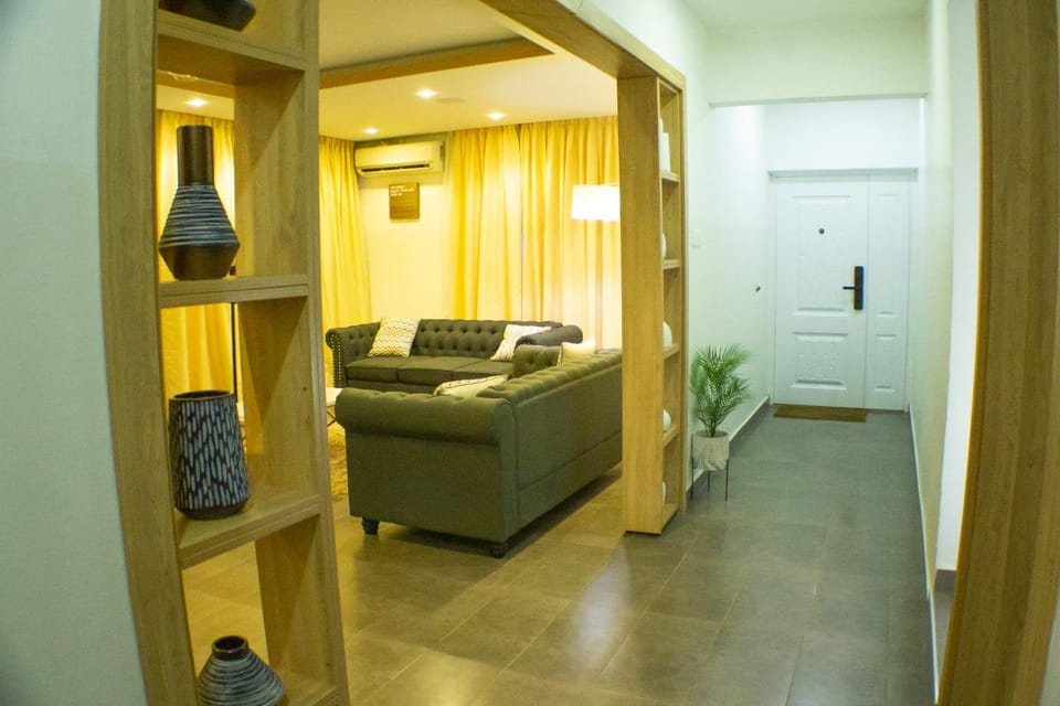 Communal lounge/ TV room, Living room, Seating area