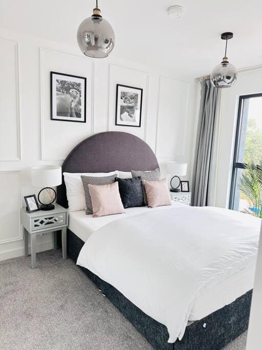 Executive 2-Bed Apartment Near City Centre & Hospital - Free Parking! Apartment in Derby