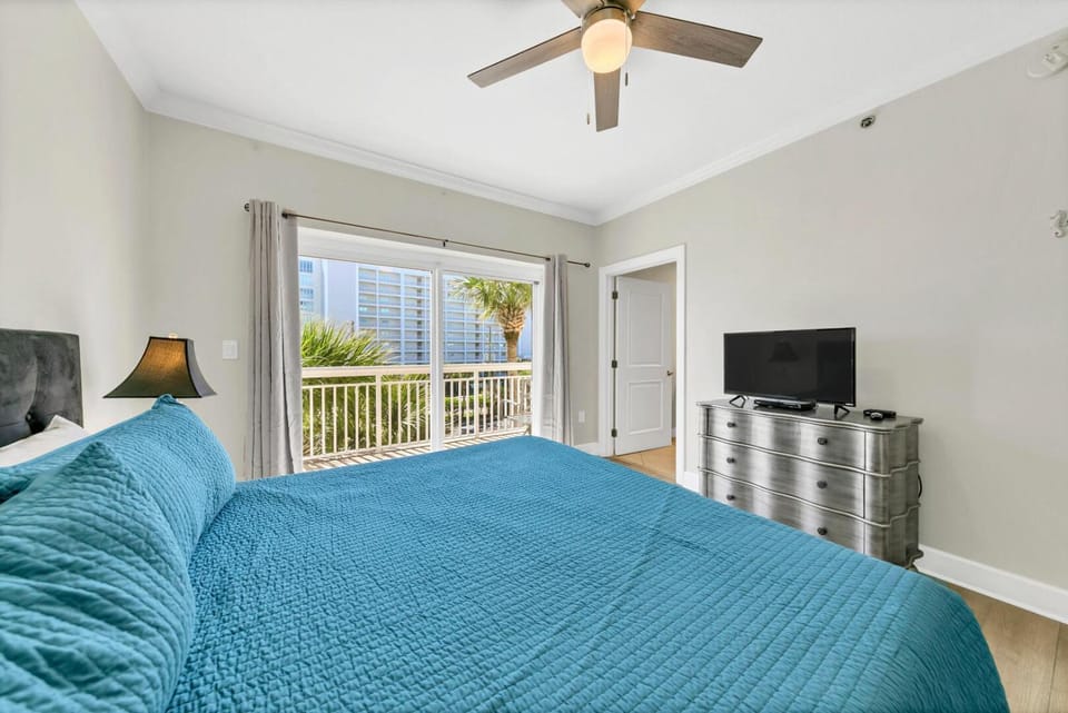 Harbor Landing 101B - 3BR with harbor views on Holiday Isle House in Destin