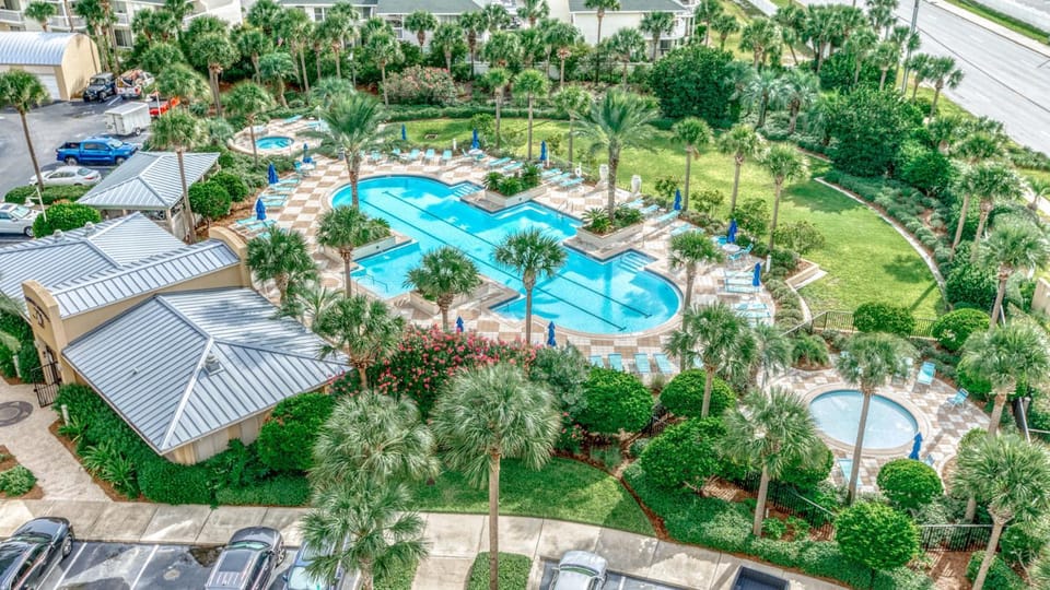 Harbor Landing 701B - 3BR Luxury condo with Gulf and Destin Harbor Views House in Destin