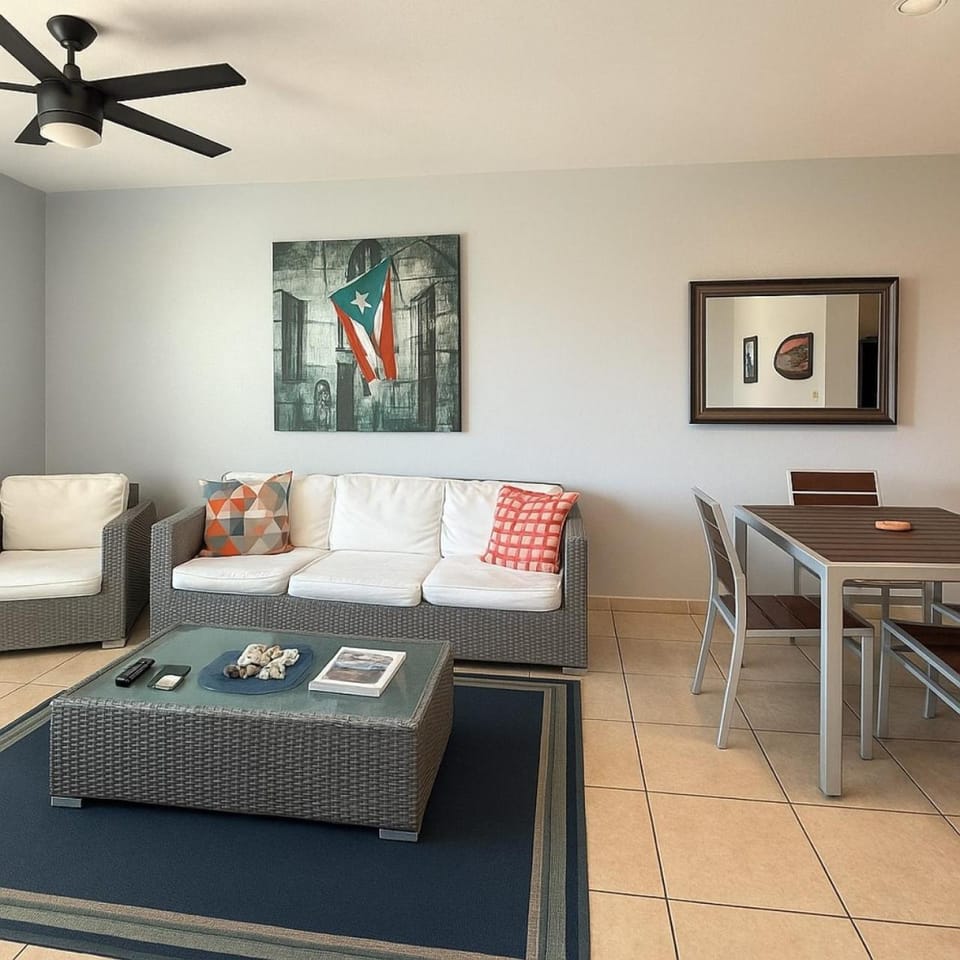 Ocean Terrace 202 a 4 min walk to Sandy Beach Apartment in Rincón