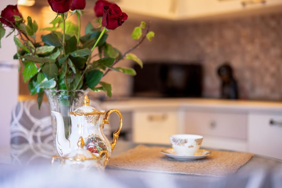 Decorative detail, Dining area