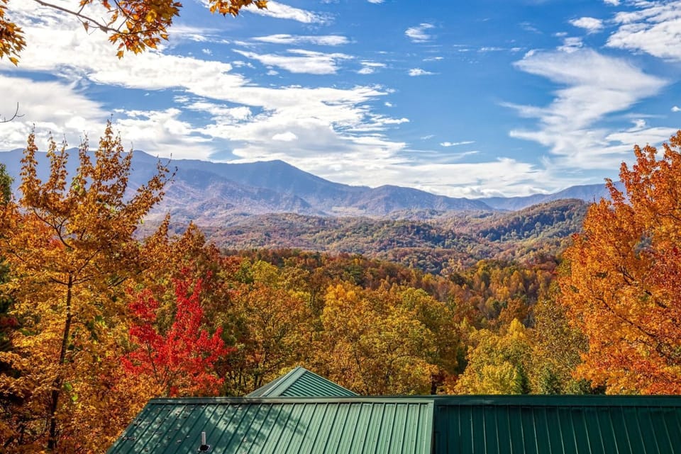 Enchanted View Lodge cabin Cabin in Gatlinburg