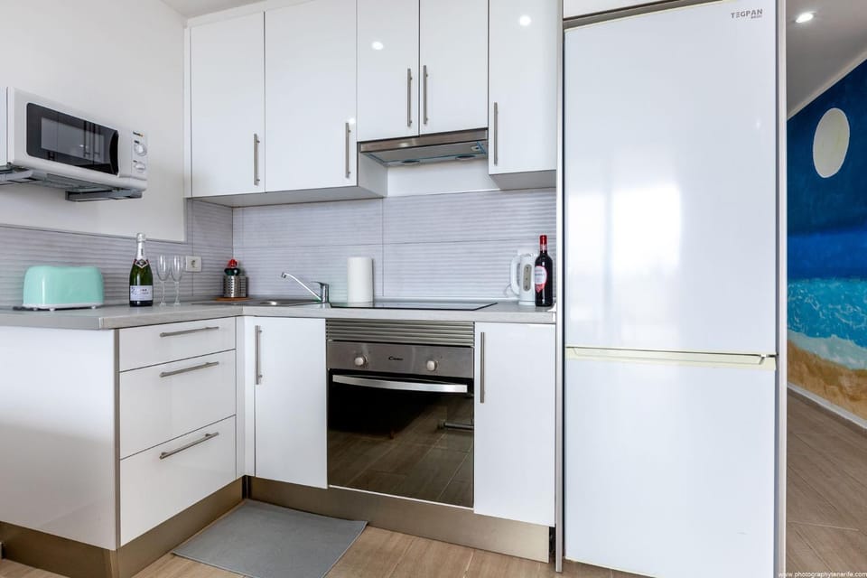 Kitchen or kitchenette, minibar, pet friendly, kitchen