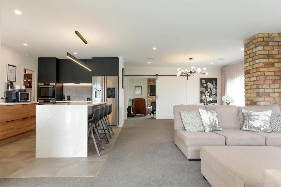 Airport Oasis House in Rotorua