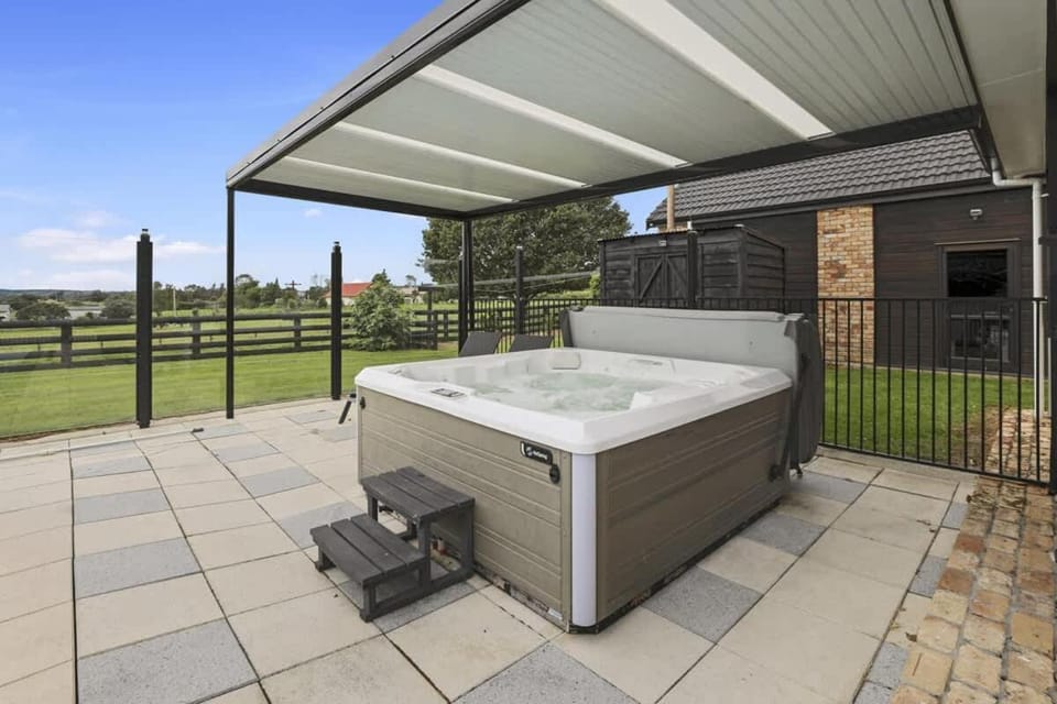 Airport Oasis House in Rotorua