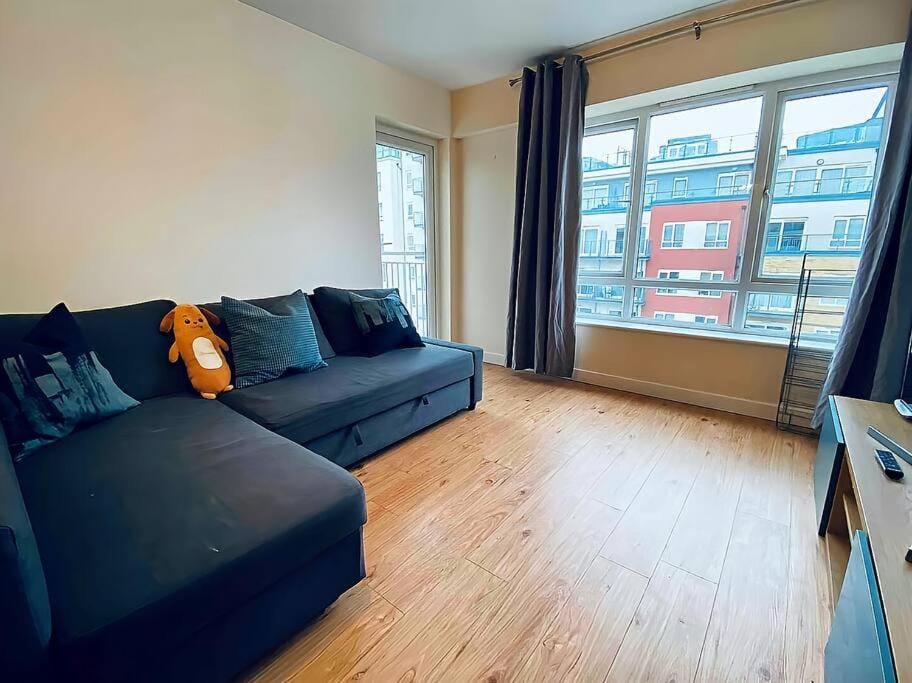 Secure 2BR 1BA Apartment for 6 Apartment in Edgware