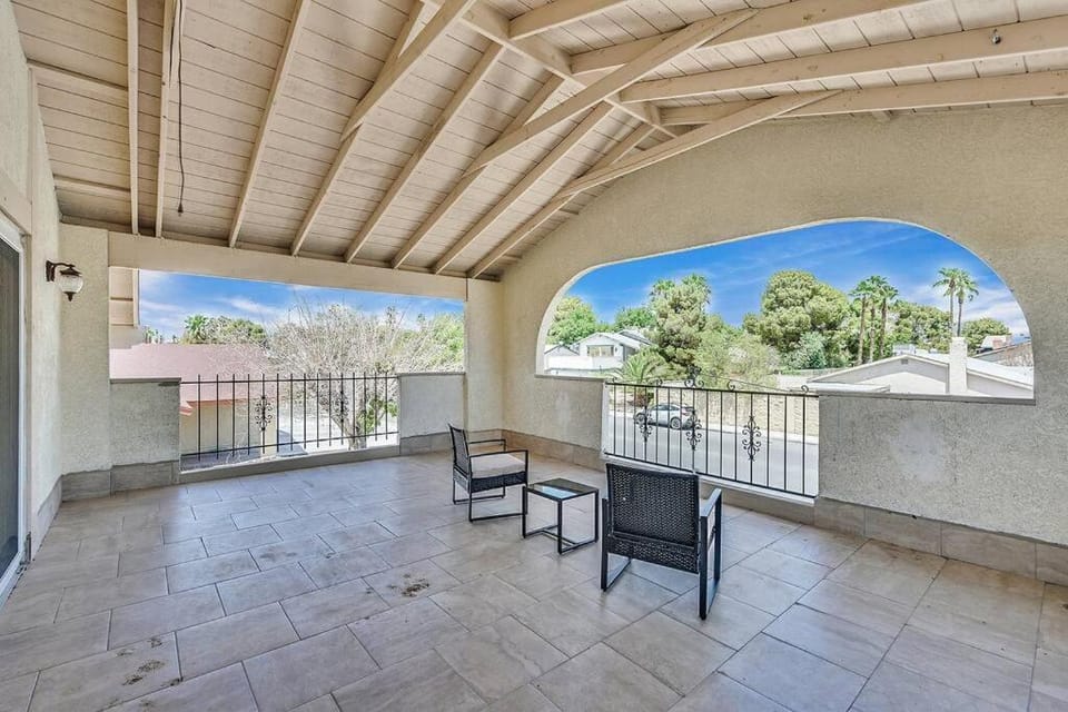 Patio, View (from property/room), Balcony/Terrace