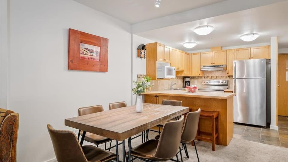 Woodrun Lodge 214 | Ski-in-Ski-Out Condo, Heated Pool, Hot Tub, Gym House in Whistler