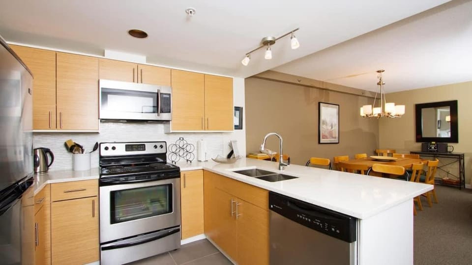 Woodrun Lodge 211 | Ski-In Ski-Out Condo w/ Heated Pool, Hot Tub, Parking, & Gym House in Whistler