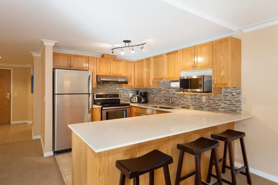 Woodrun Lodge 302 | Large Condo w/ Shared Heated Pool & Large Hot Tub House in Whistler