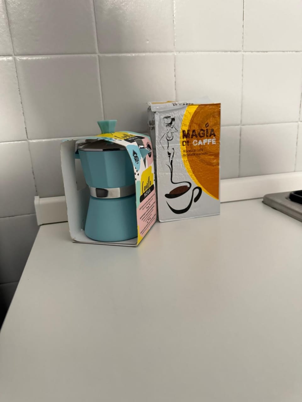Coffee/tea facilities, Breakfast