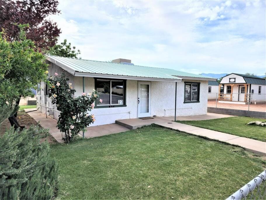 Property building, Spring