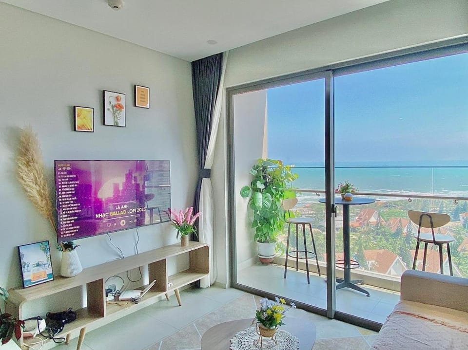 Bed, Natural landscape, Balcony/Terrace, Photo of the whole room
