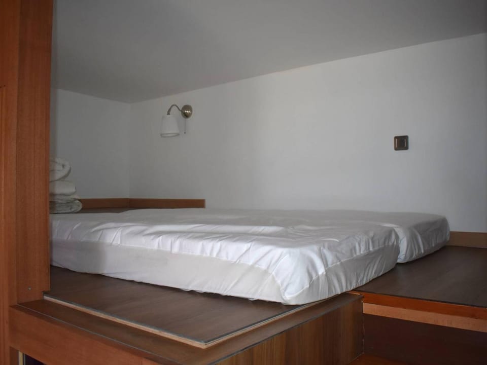 Studio Art Déco à Font-Romeu avec vue sur les Pyrénées - FR-1-580-98 Apartment in Bolquère