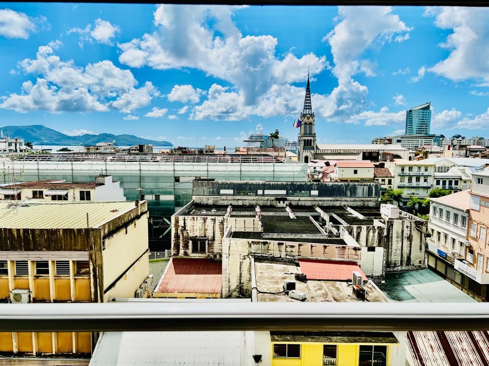 City view, Mountain view