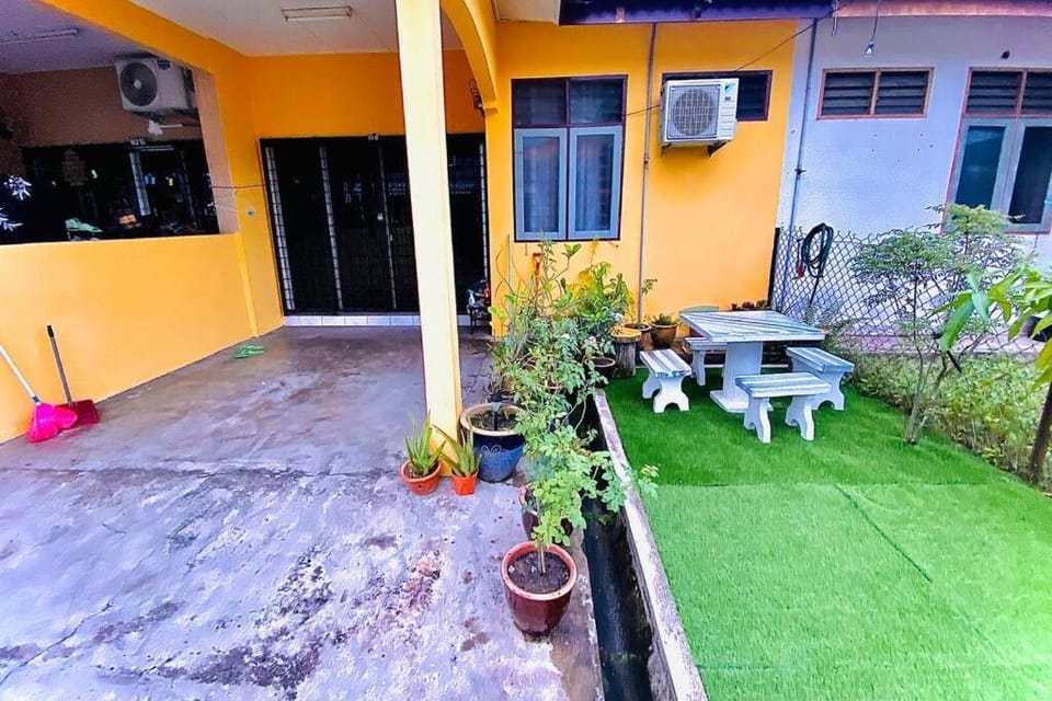 SitiZai Homestay near UMT,UNISZA,KUALATERENGGANU House in Terengganu, Malaysia