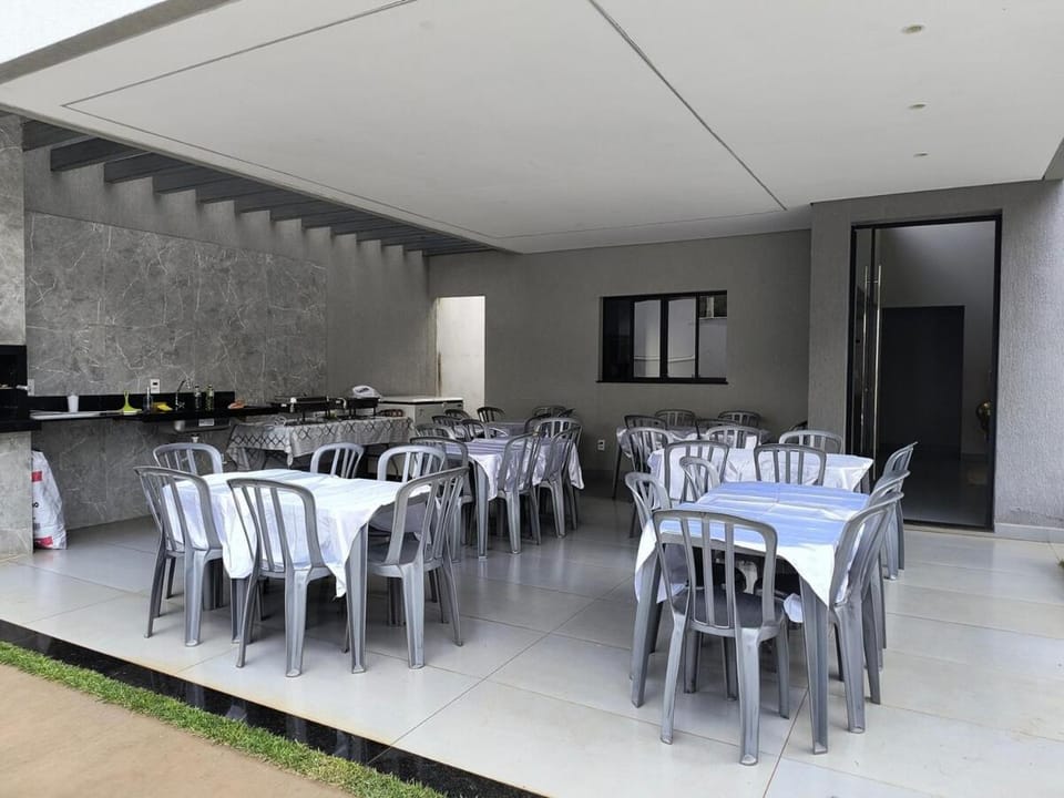 Linda casa com piscina House in Ribeirão Preto