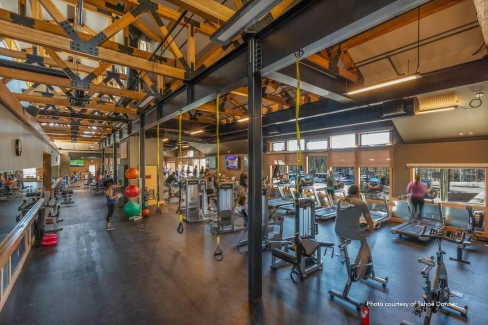 3BR Tahoe Donner Cabin with HOA Perks like Pools Hot-Tub Minutes to Trails Lake Golf Cabin in Truckee