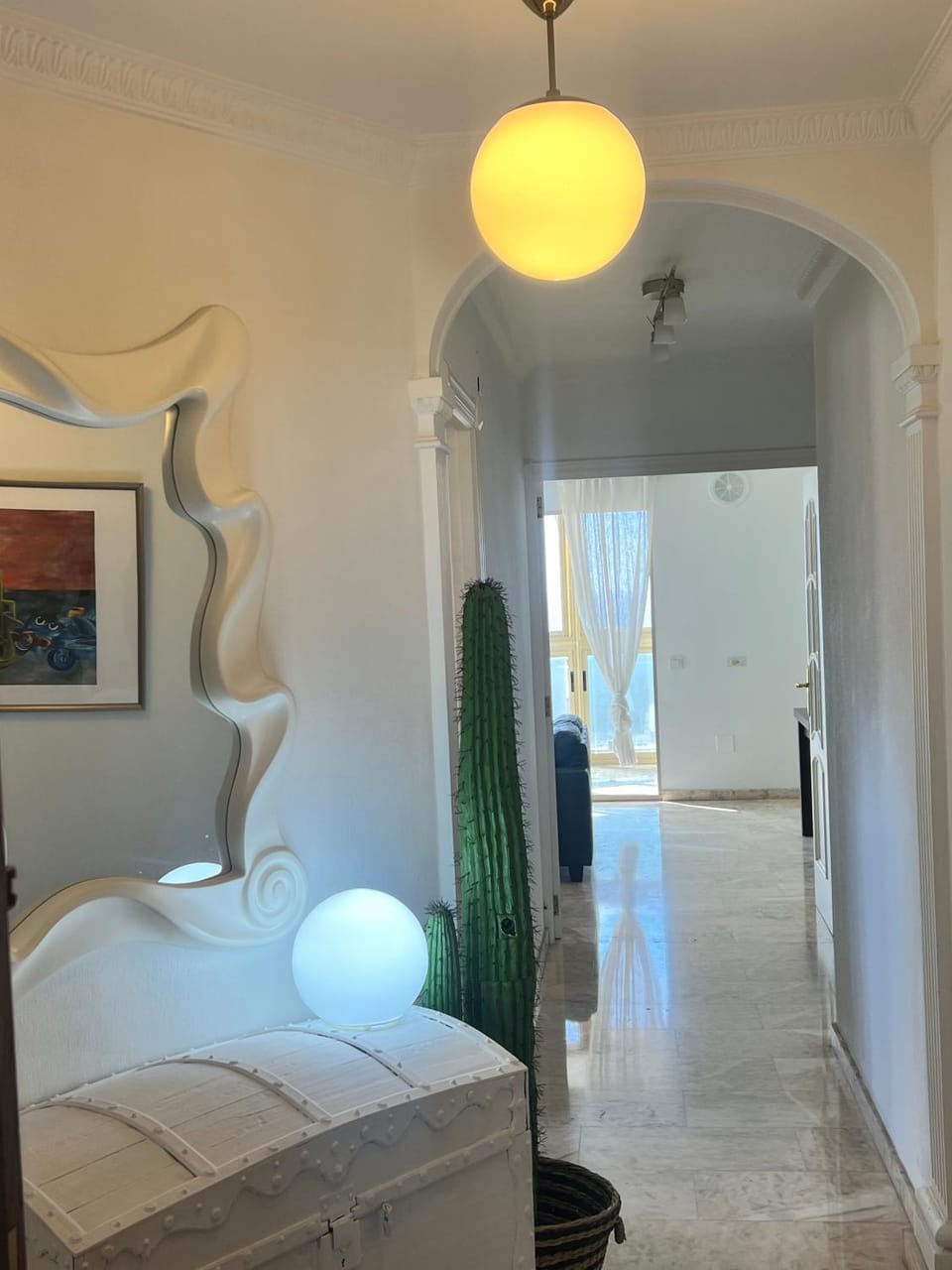 Lobby or reception, Decorative detail