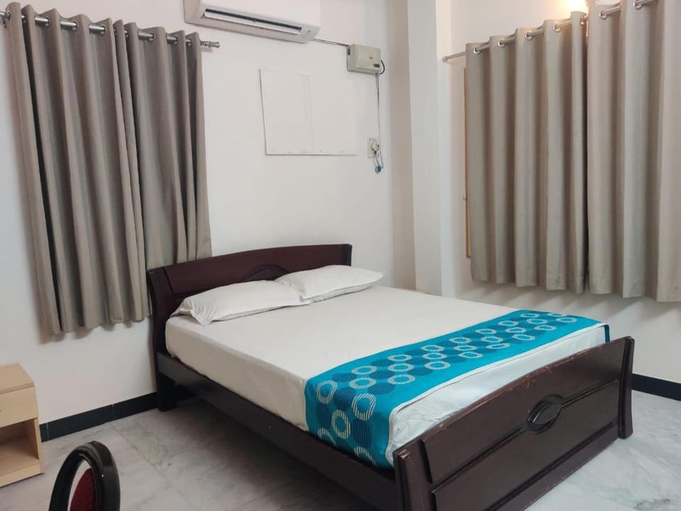 Roshini Serviced Apartments Bed and Breakfast in Chennai