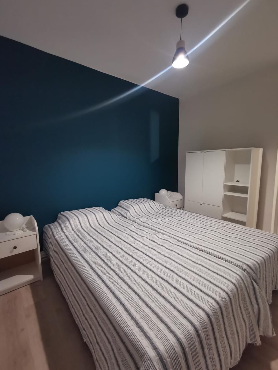 Bed, Photo of the whole room, Bedroom, wardrobe