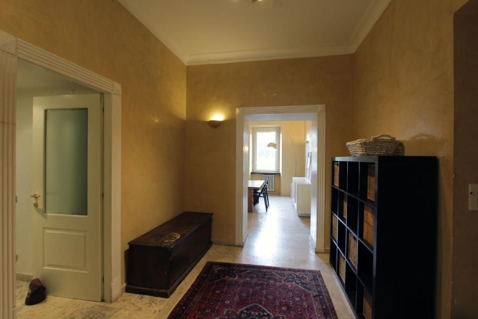Cattaneo Flat Apartment in Rome