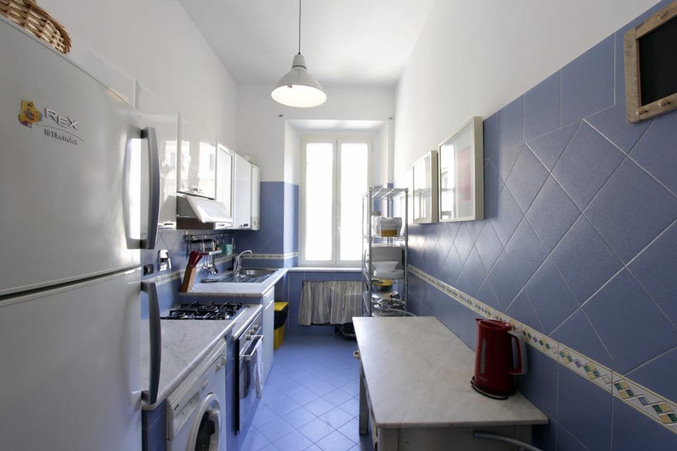 Cattaneo Flat Apartment in Rome