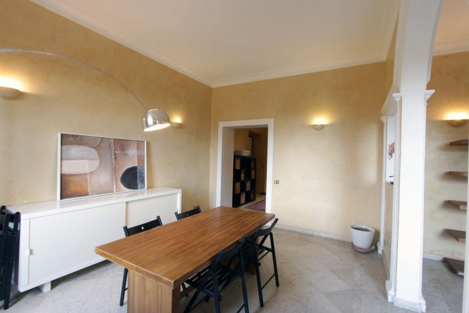 Cattaneo Flat Apartment in Rome